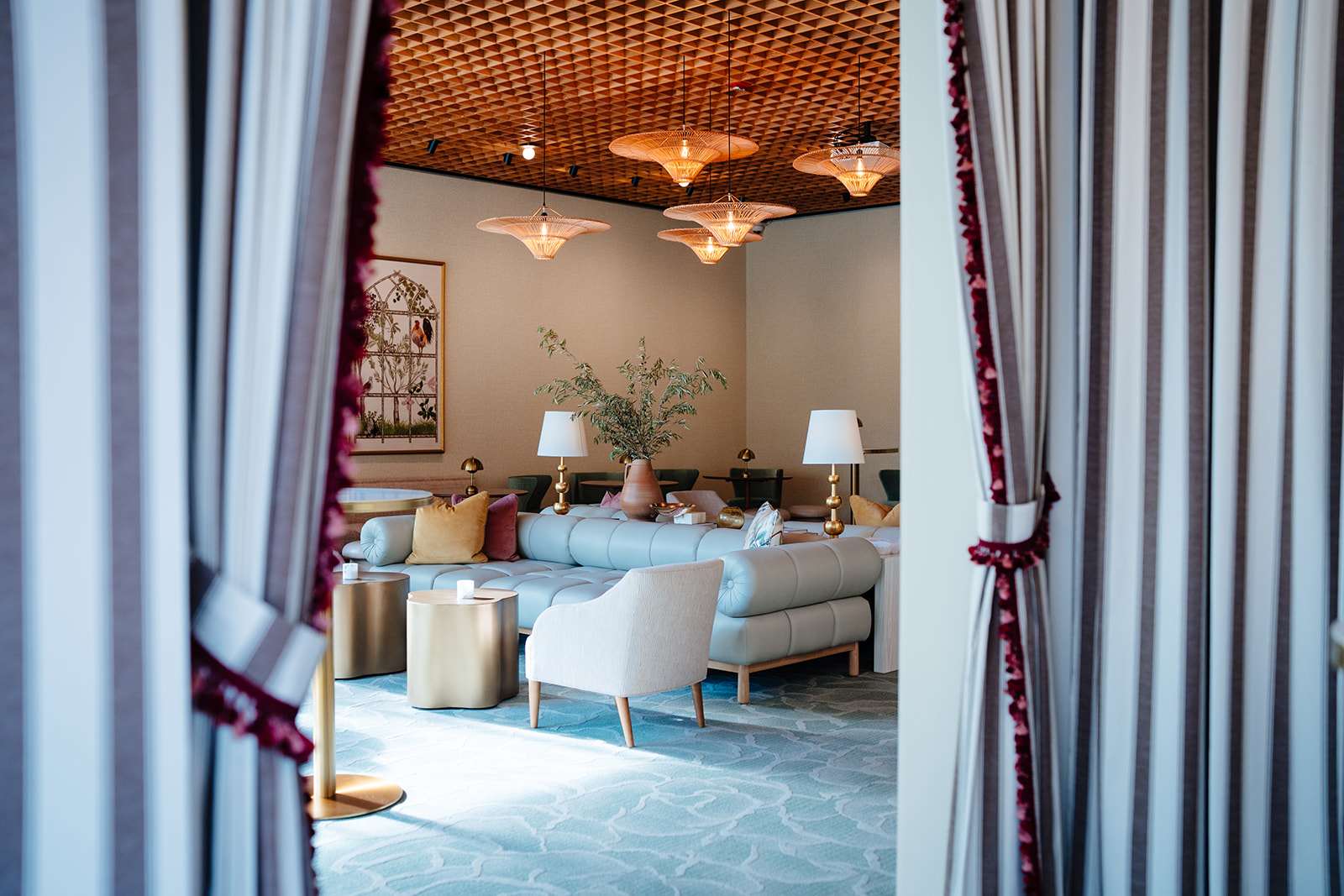 Friends Lounge Entrance